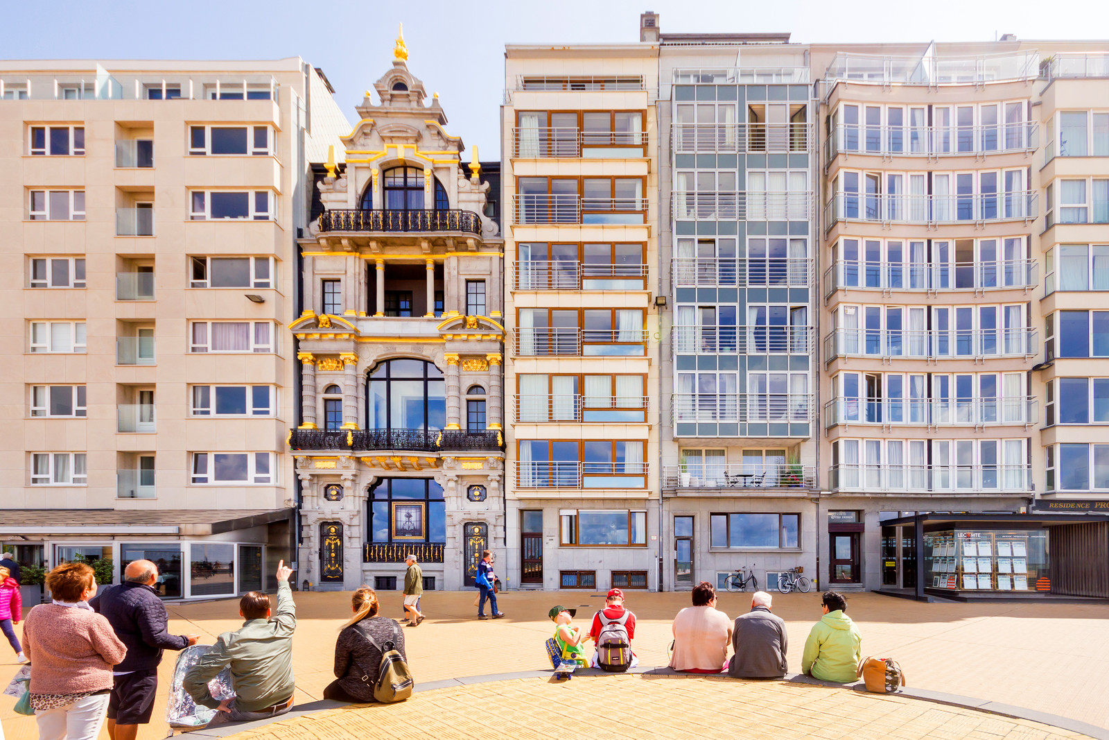 Op de vijfde verdieping van Residentie Jane (midden) aan de Albert-I-Promenade woonde Marvin Gaye. Beeld Sander Groen