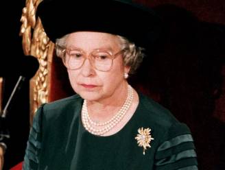 Nieuw ‘annus horribilis’ voor de Queen? Hoe de geschiedenis uit 1992 zich dreigt te herhalen