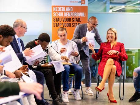 Apeldoorner Sadik strijdt al 20 jaar samen met Koningin Máxima tegen schulden