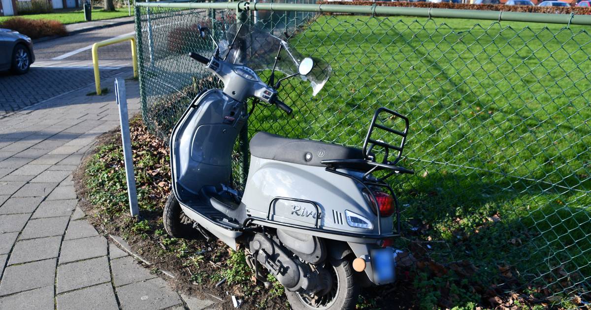 Snorfietser gewond bij aanrijding in Goes.