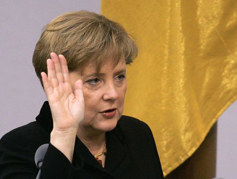 Angela Merkel bij haar aantreden als bondskanselier op 22 november 2005. Beeld .