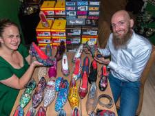 Modern ‘ANWB-koppel’ John en Marjolijn heeft bonte verzameling schoenen: ‘Al vóór Hugo de Jonge’
