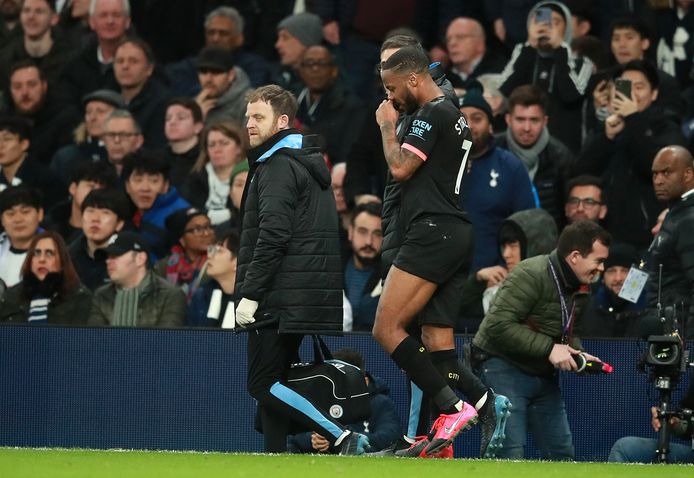 Sterling liep de blessure vorig weekend op tegen Tottenham.