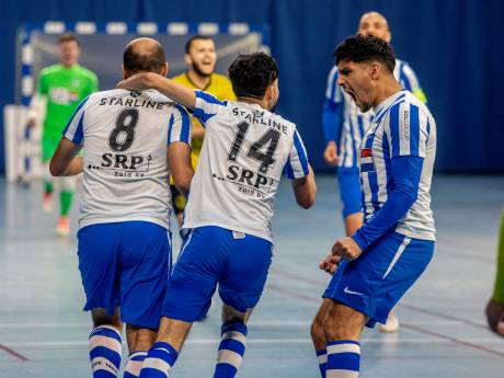 Zaalvoetballers FC Eindhoven schieten weer eens met scherp