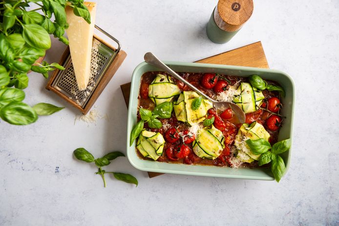 Courgette-ravioli met ricotta en geitenkaas.