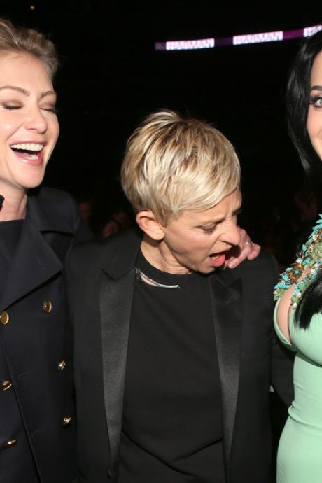 Katy Perry ose le décolleté aux Grammy