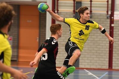 Ook met tweede doelman zet HVW goede reeks door