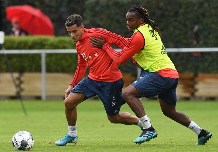 Renato Sanches op de training in duel met Philippe Coutinho.
