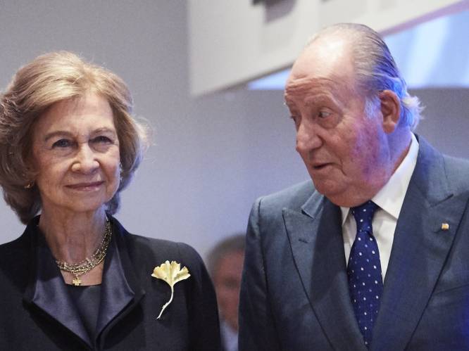Spaanse koningin Sofía belandt in het ziekenhuis, maar bezoek van echtgenoot Juan Carlos hoeft ze niet te verwachten 