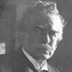 Het onvertaalbare ‘Des Duivels Woordenboek’ van Abrose Bierce is eindelijk vertaald, maar wel met heel veel vrijheid