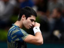 Carlos Alcaraz geeft met einde in zicht op tijdens masterstoernooi van Parijs, Novak Djokovic op dreef