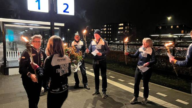 Bornse Twickel Trappers verrassen wereldkampioen Mirjam Pol op koud station in Borne 