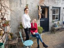 Herenhuis van Jacques en Saskia, met cafeetje in de tuin én inpandig appartement, staat te koop