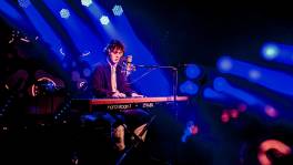 Als Benson Boone 'Stay With Me' vraagt, doe je dat ook!