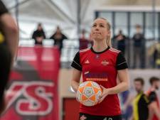 Laura Dijkhuizen gaat met KVS voor ‘triple’: ‘De Haagse Korfbal Dagen hebben speciale betekenis’