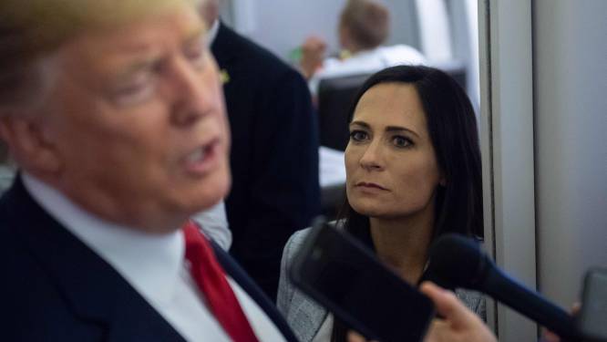 Ex-woordvoerster Witte Huis doet boekje open over ‘angstaanjagende driftbuien’ van Trump