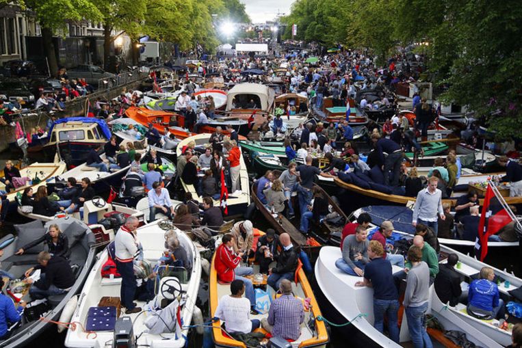 De Prinsengracht ligt vol met bootjes. Foto ANP/Valerie Kuypers Beeld 