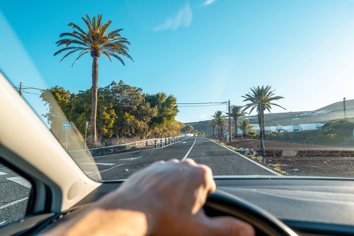 Moet je een extra verzekering nemen als je een auto huurt?