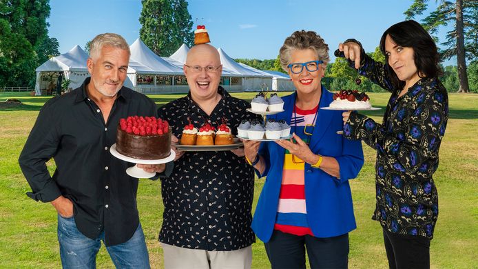 Paul Hollywood, Matt Lucas, Prue Leith, Noel Fielding zijn vanavond te zien in een nieuw seizoen van The Great British Bake off.