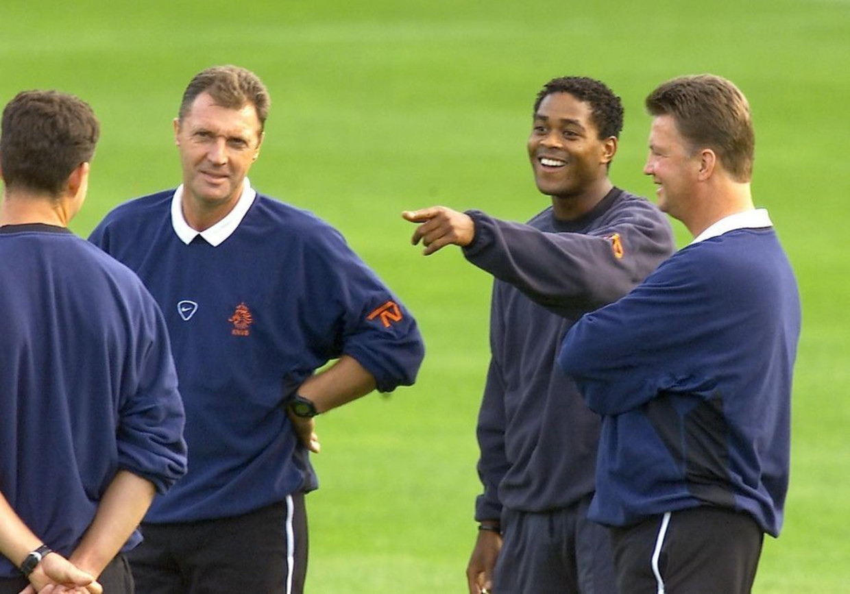 Kluivert In Beeld Als Assistent Van Gaal Bij Oranje Trouw