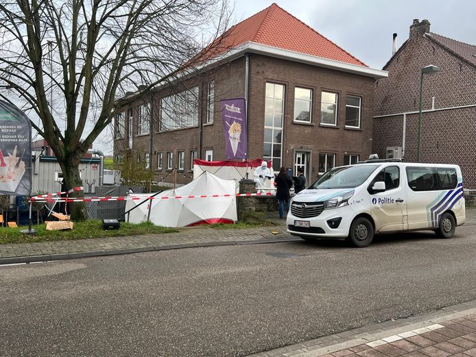 Lichaam gevonden op voetbalveld Tielt-Winge.