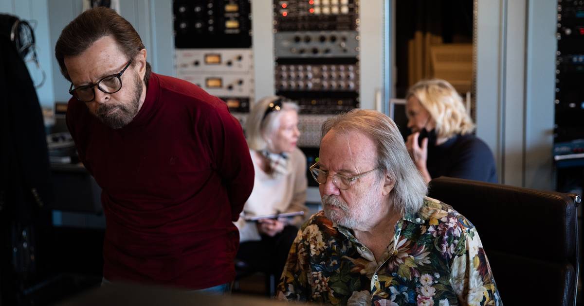 «Музыка вызывает тошноту»: неоднозначная реакция на новый альбом ABBA «Journey» |  Музыка