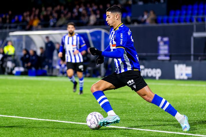 Naoufal Bannis zette FC Eindhoven redelijk uit het niets op 1-1 en zocht met vertrouwen mee naar een late zege op ADO Den Haag.