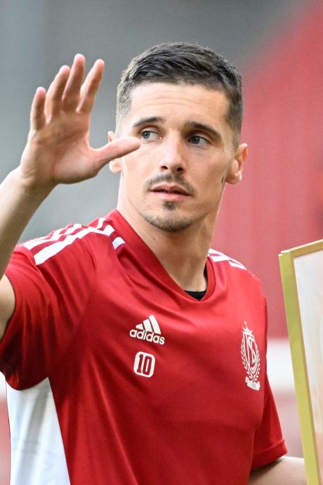 Le Standard fait ses adieux à Gojko: “Sclessin restera toujours ta maison”