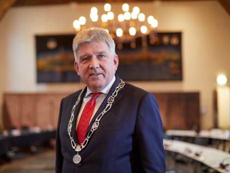 Hoe laat waarnemend burgemeester rust terugkeren op stadhuis Zutphen? ‘Zelf ervaringsdeskundige’