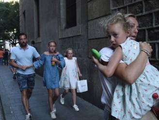 Foto van Belgisch gezin dat terreur in Barcelona ontvlucht, gaat wereld rond
