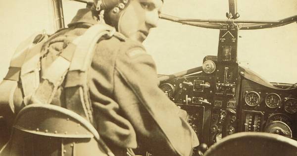 Uniform 75 jaar na D-Day weer ‘thuis’ in Goor