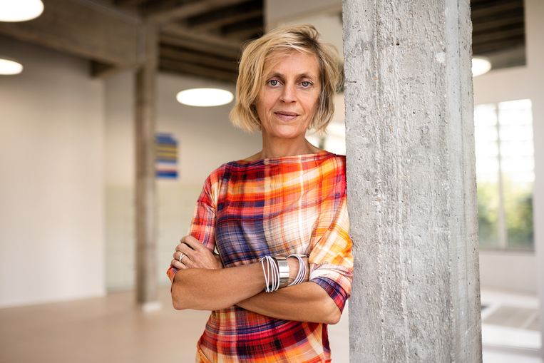 Professor Ann Buysse, hoofd van de onderzoeksgroep gezinspyschologie (UGent) werkt mee aan het programma. Beeld VTM