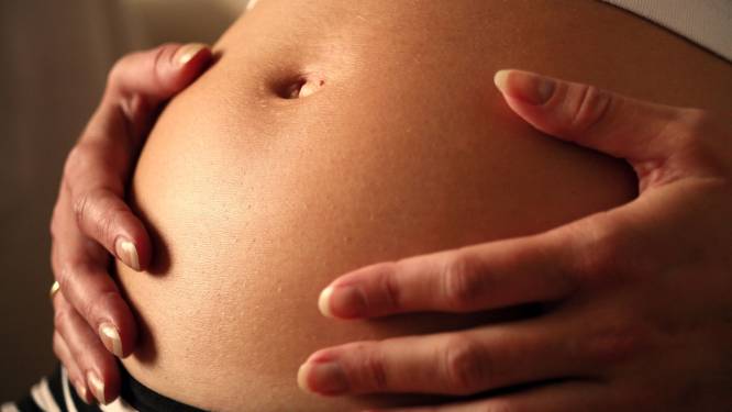 Zwangere vrouwen met corona komen drie keer zo vaak op de ic: ‘Laat je vaccineren’