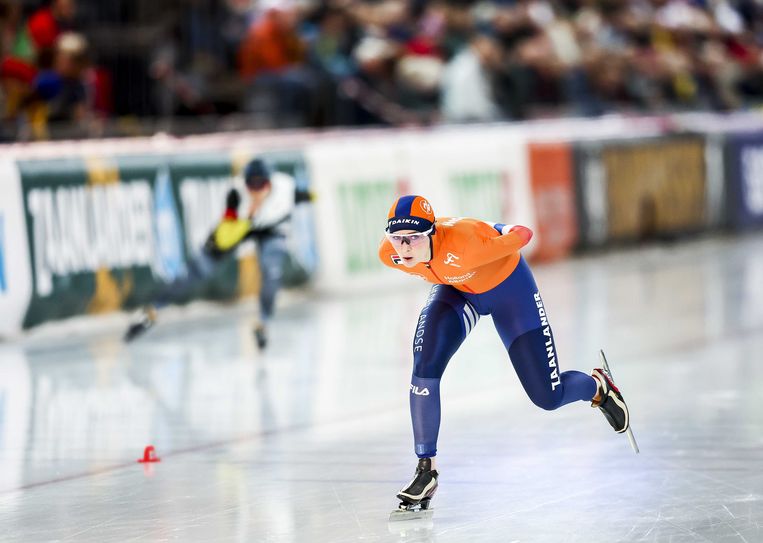 Bestrooi kwaadheid de vrije loop geven Aanbod Favorieten leiden op WK allround, maar voelen hete adem van Van der Poel en  Schouten