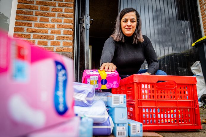 Olga Guttenberg-Magno Bataglia verzamelt nog steeds tampons en maandverband voor arme vrouwen.
