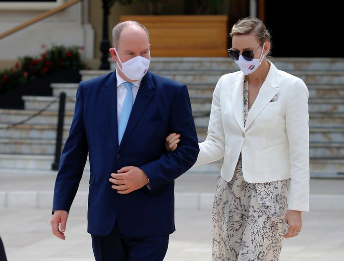 Le prince Albert II de Monaco et sa femme la princesse Charlène de Monaco