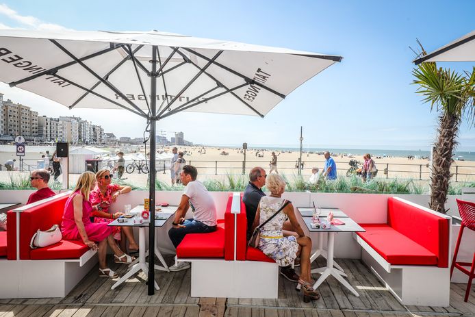 Brassi Beach Bar in Oostende