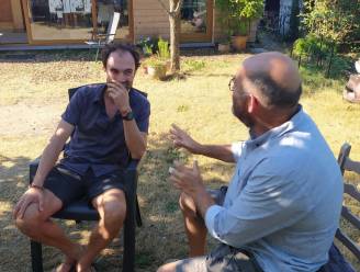 Stefaan nodigt uit op een goed gesprek op zondag over maatschappelijke thema’s
