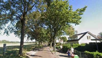 Woningeigenaar Ulvenhout moet even slikken: dankzij nieuwe voordeur krijgt hij nu ook een nieuw adre