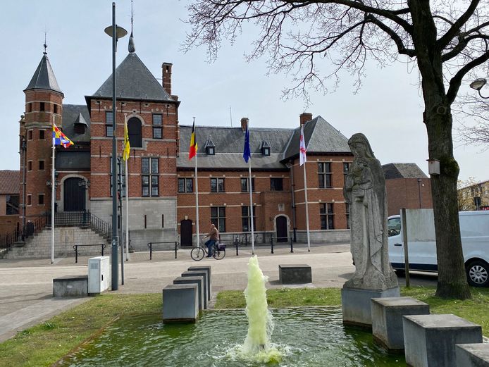 Coalitie is meerderheid kwijt LB18 trekt stekker uit samenwerking met