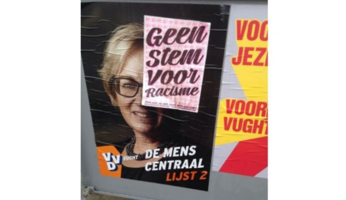Verkiezingsposter VVD Vught beplakt