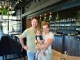 Kind krijgen én restaurant beginnen in coronatijd, Karlin en Laurence deden het: ‘We groeien mee met de versoepelingen’