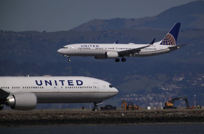 Landing van een Boeing 737 Max 9 van United Airlines op de luchthaven van San Francisco.