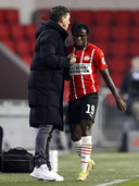 Armindo Bruma voelt zich overduidelijk goed bij trainer Roger Schmidt van PSV.
