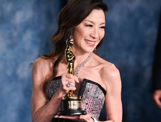 Oscarwinst Michelle Yeoh brengt gerucht op gang over nieuwe feestdag in Maleisië, overheid ontkent
