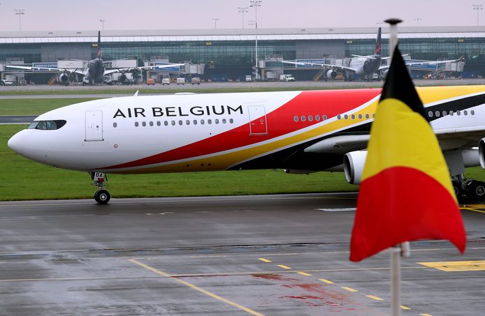 Deux vols de rapatriement vers la Belgique ont déjà été effectués depuis Islamabad lundi. Au total, 226 passagers sont arrivés à l'aéroport militaire de Melsbroek
