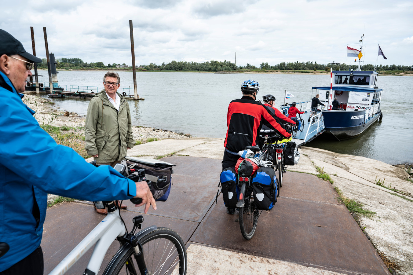 Pieterpadpontje gaat waarschijnlijk weer hele jaar varen tussen Millingen en Pannerden Foto