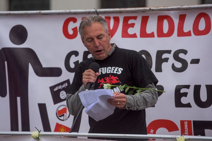 Edwin Wagensveld tijdens een demonstratie van anti-moslimbeweging Pegida in Tilburg.