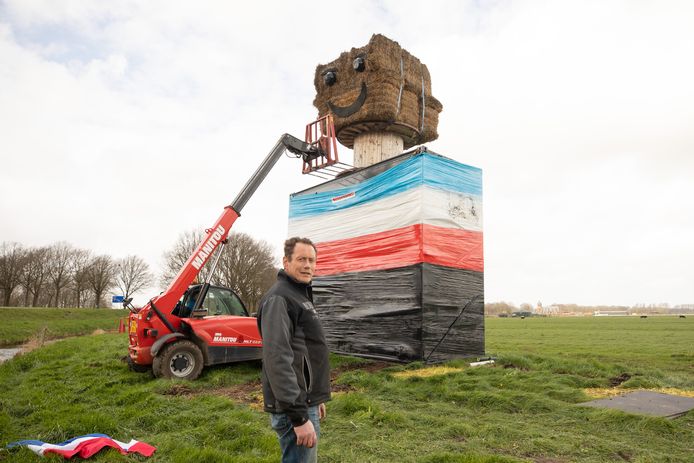 De stropop bij Eemnes werd donderdag ontmanteld.