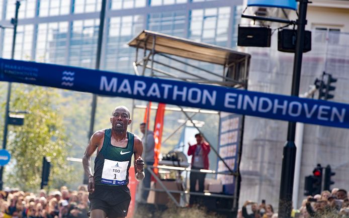 Silas Too wint de 37ste editie van Marathon Eindhoven